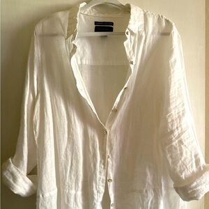 Women’s White Button-down